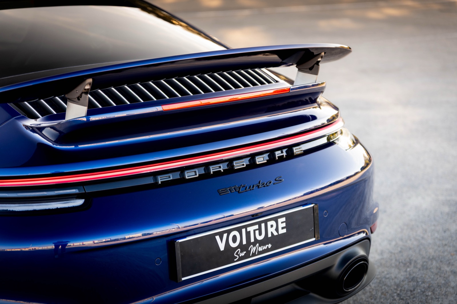 Porsche 911 992 Turbo S bleue en dépôt-vente chez Voiture sur mesure